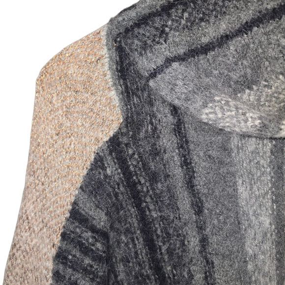 Free People Alpaca Blend Cloud Kicker Cropped Cowl Neck Sweater Size M/L - Picture 11 of 15